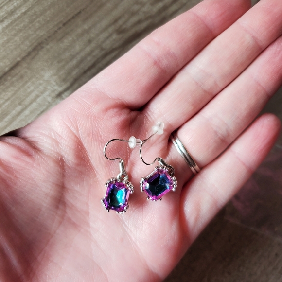 NWT Pink Iridescent Silver Tone Women's Drop Earrings - Picture 9 of 16